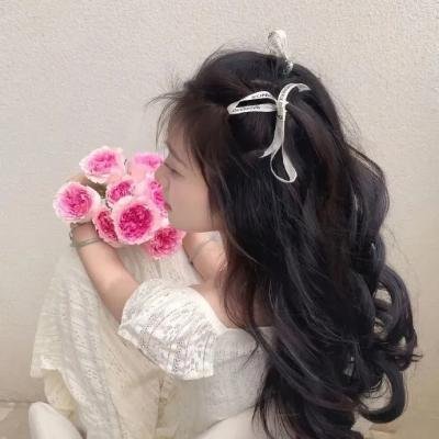 不期而至